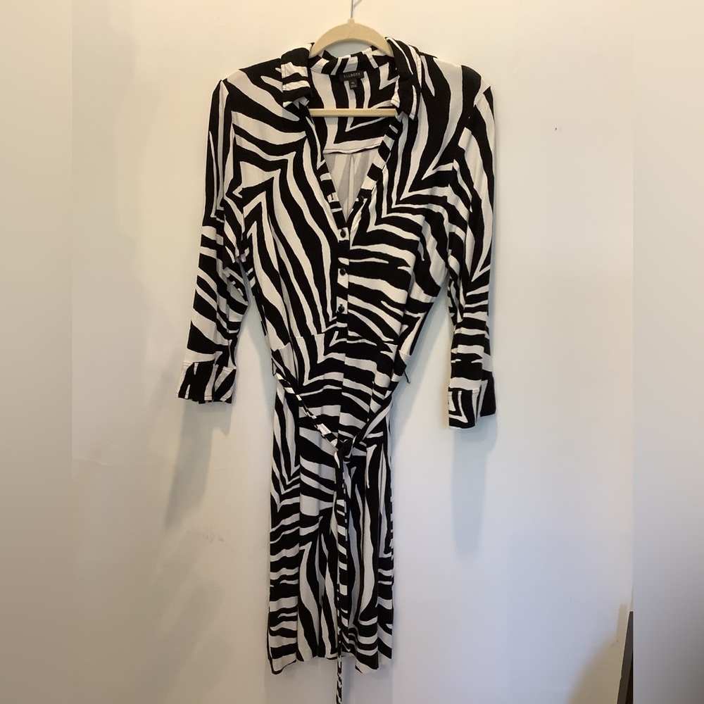 Talbots Zebra stripe knit shirt dress with self belt XL
